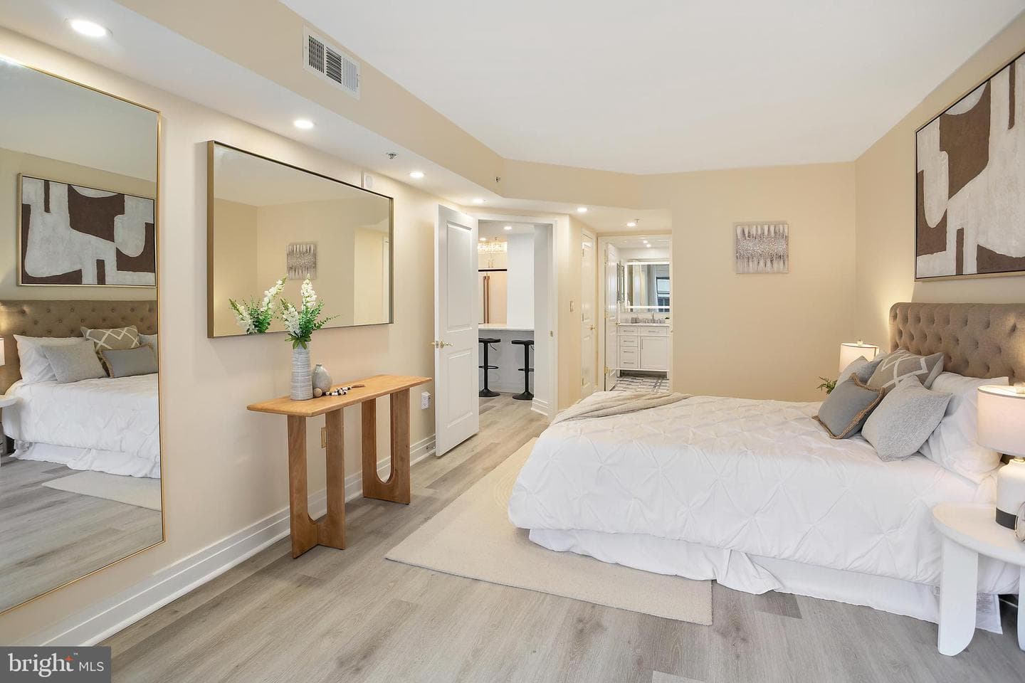915 E Street NW #1105 photo 14