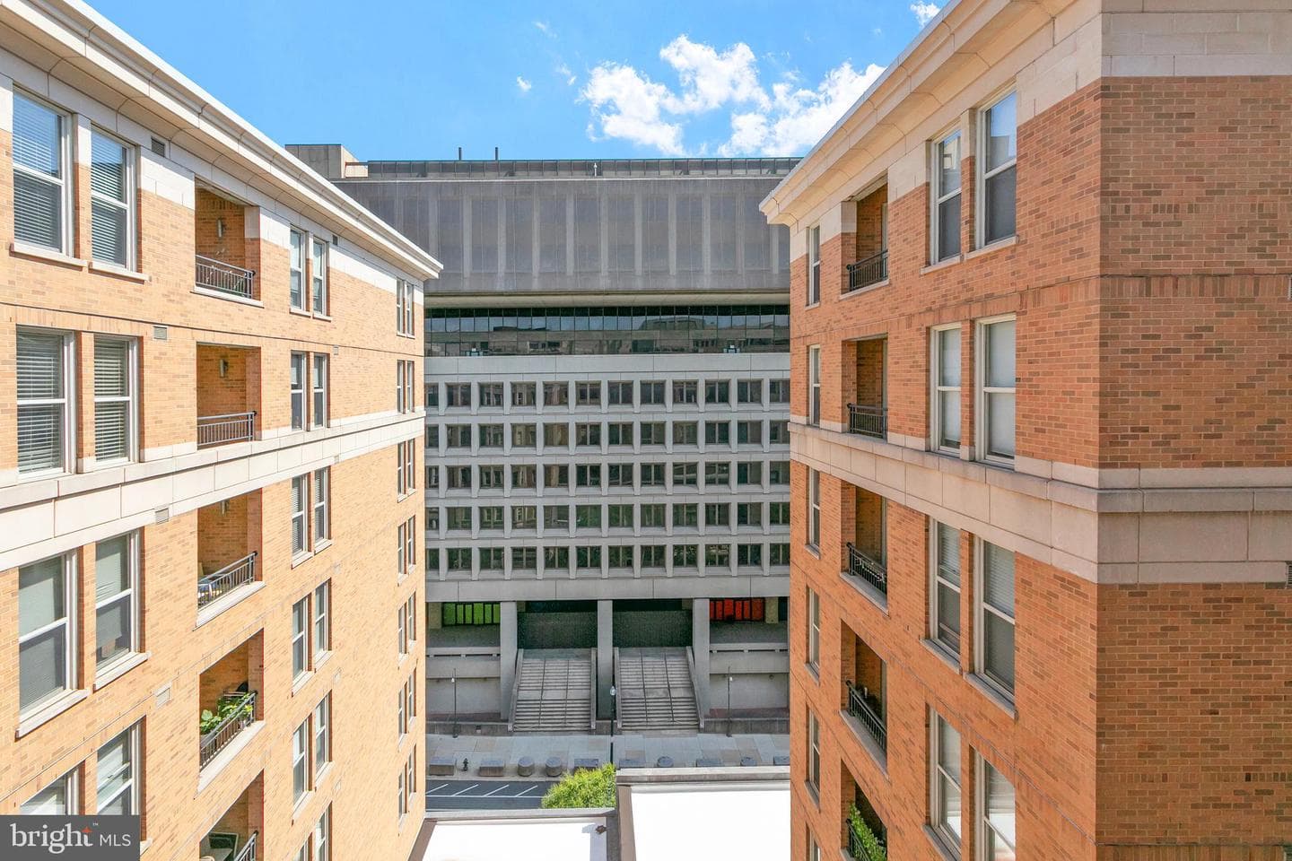 915 E Street NW #1105 photo 29