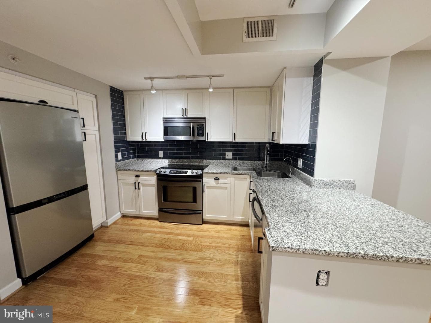 1314 Massachusetts Avenue NW #106 photo 9