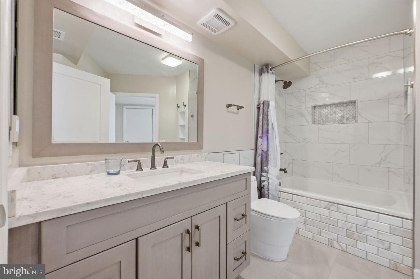 631 D Street NW #633 photo 23