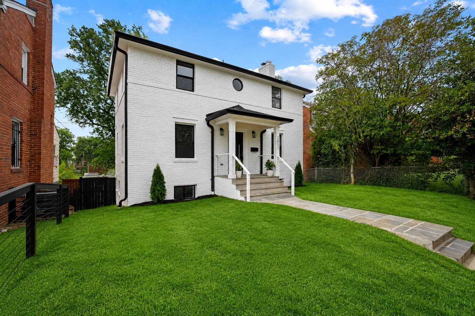 2831 Otis Street NE photo 4