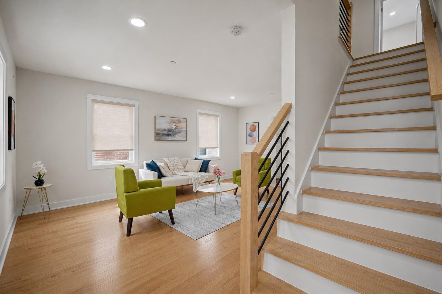 2831 Otis Street NE photo 7