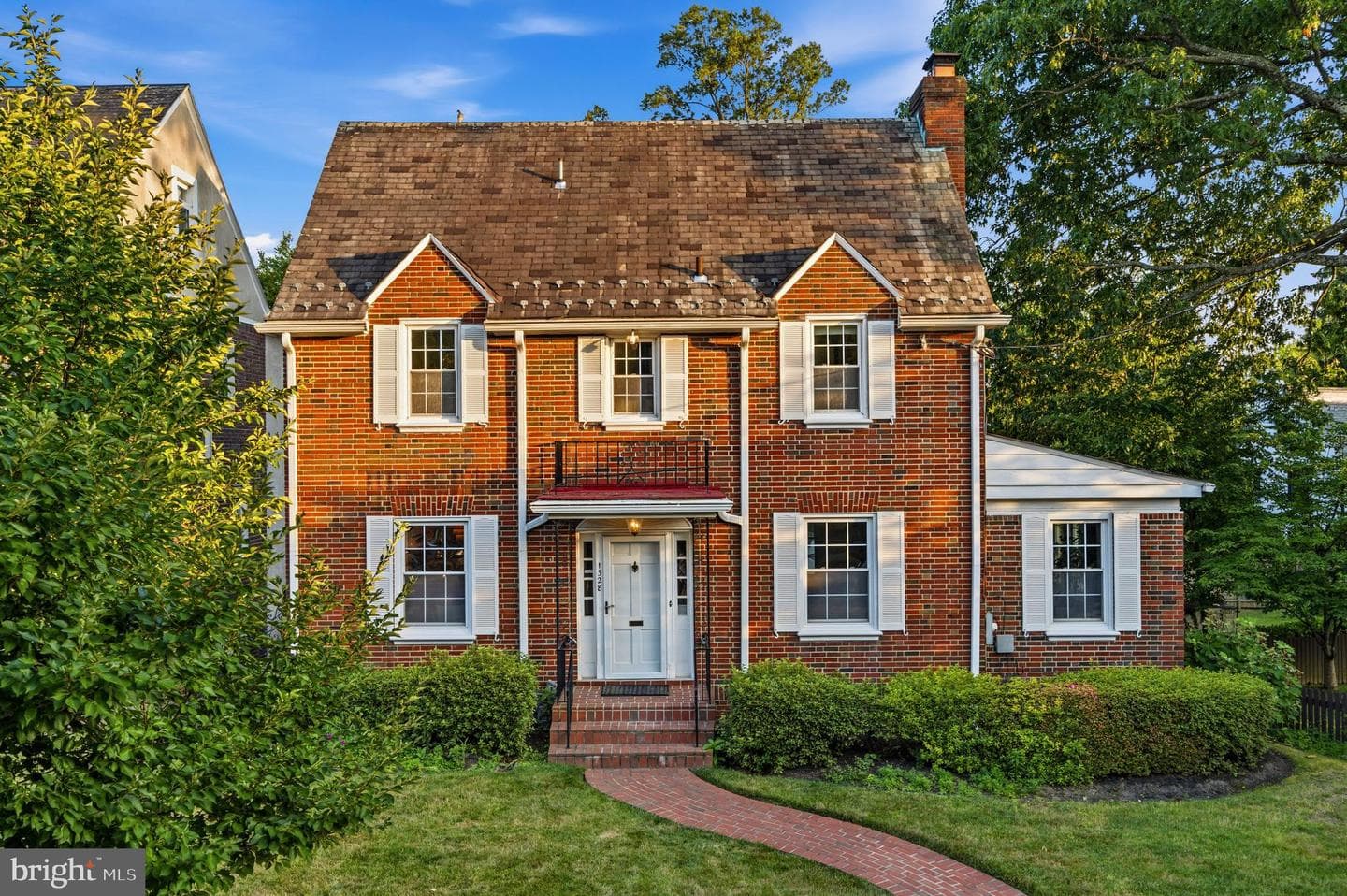1328 Juniper Street NW, Washington