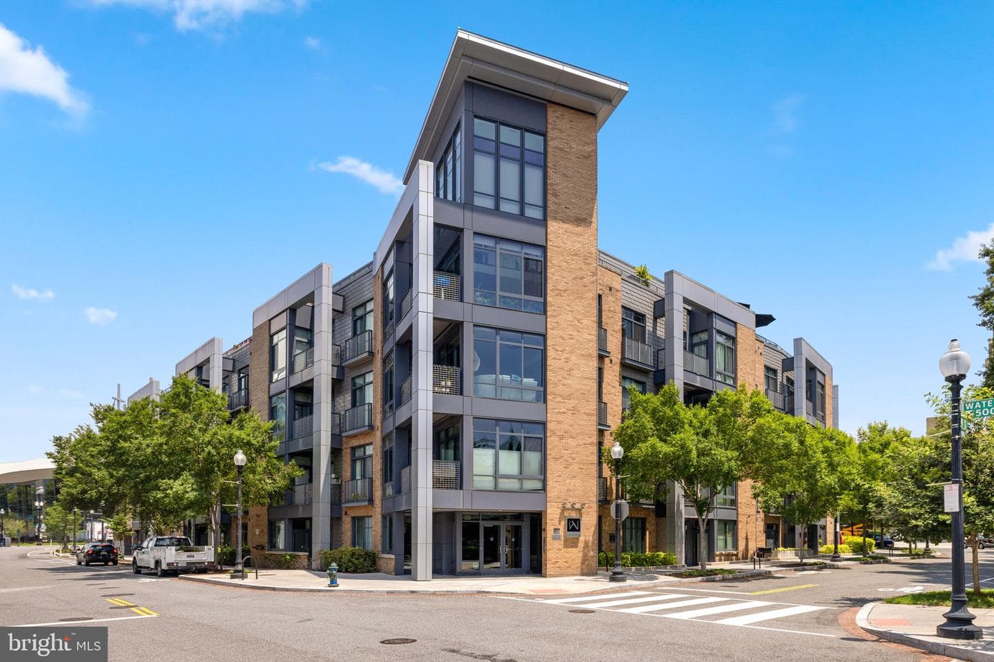 525 Water Street SW #431, Washington