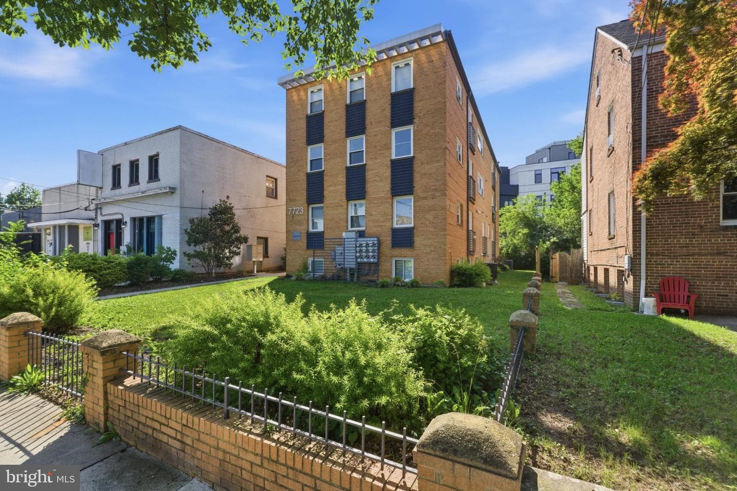7723 Alaska Avenue NW #b102, Washington