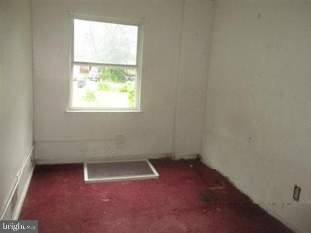 905 Bellevue Street SE photo 5