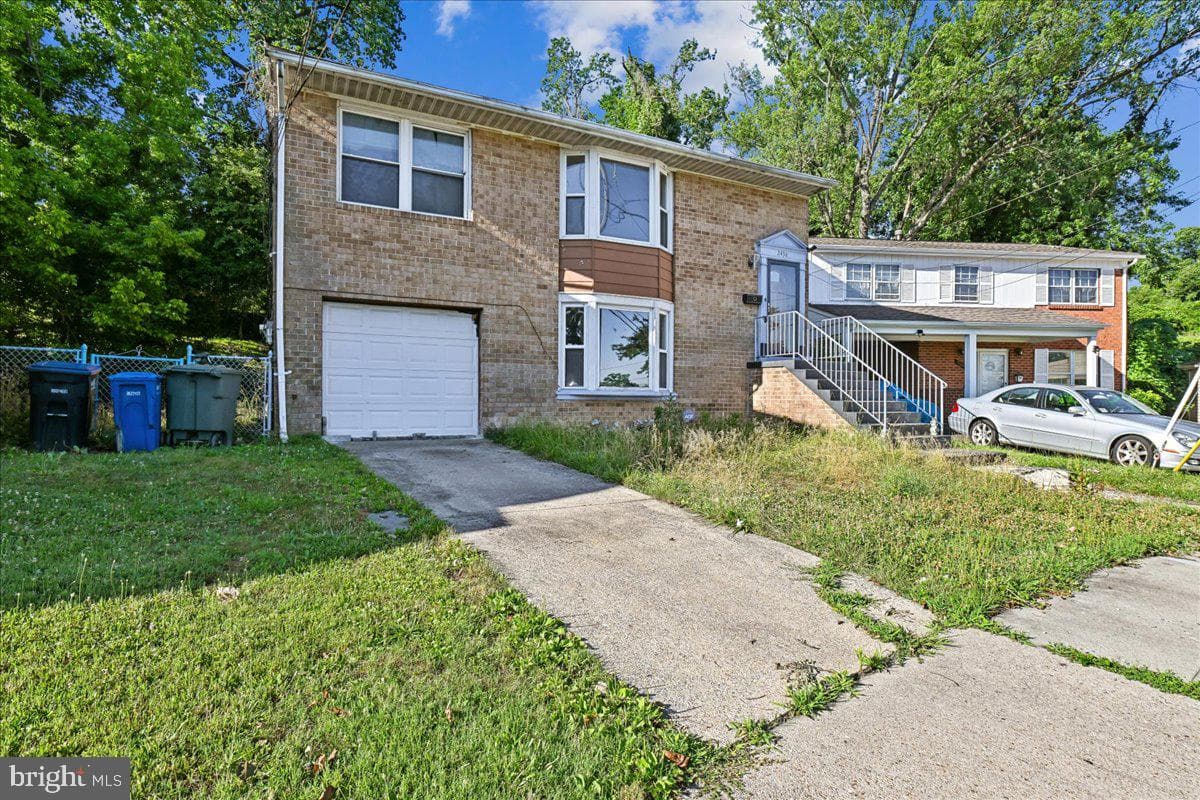2436 Skyland Place SE photo 1