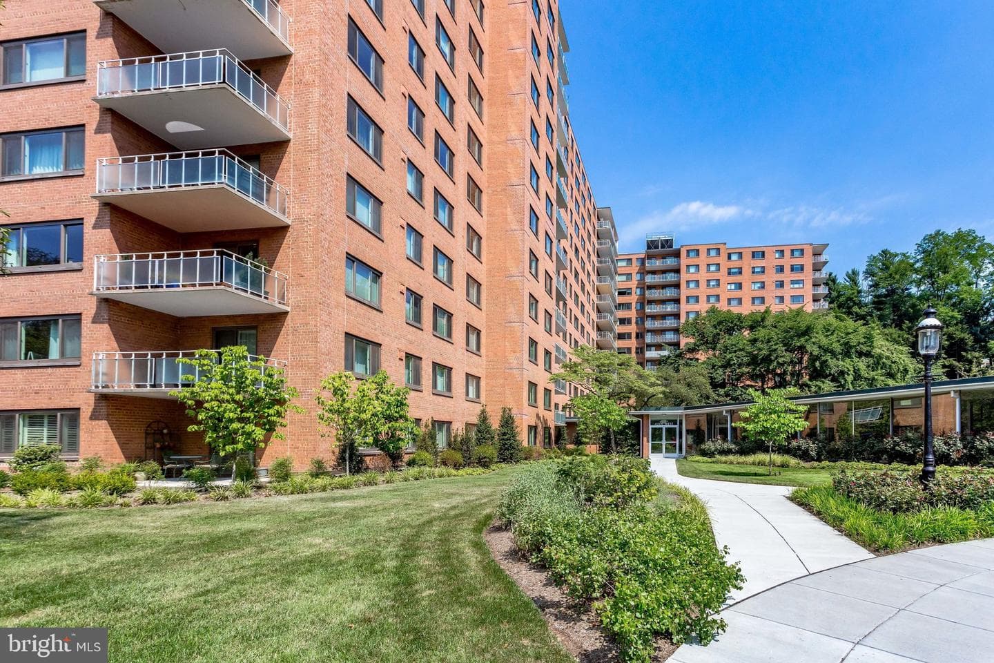 4201 Cathedral Avenue NW #212e photo 8
