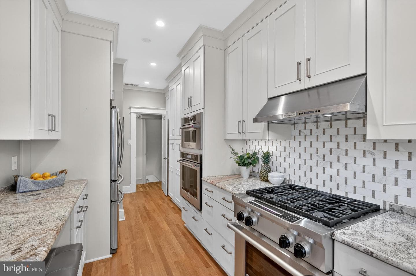 4225 37th Street NW photo 10