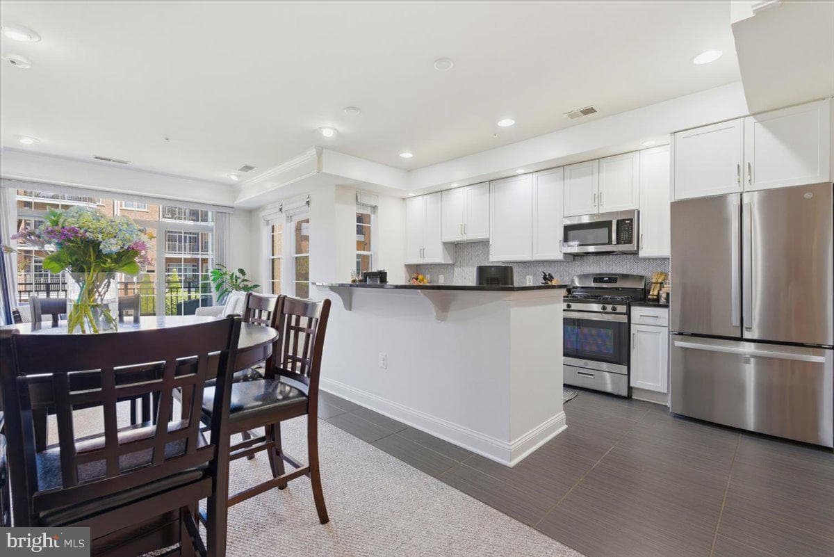 1451 Belmont Street NW #225 photo 4