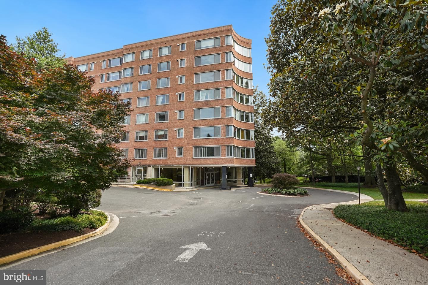 4200 Cathedral Avenue NW #614 photo 2