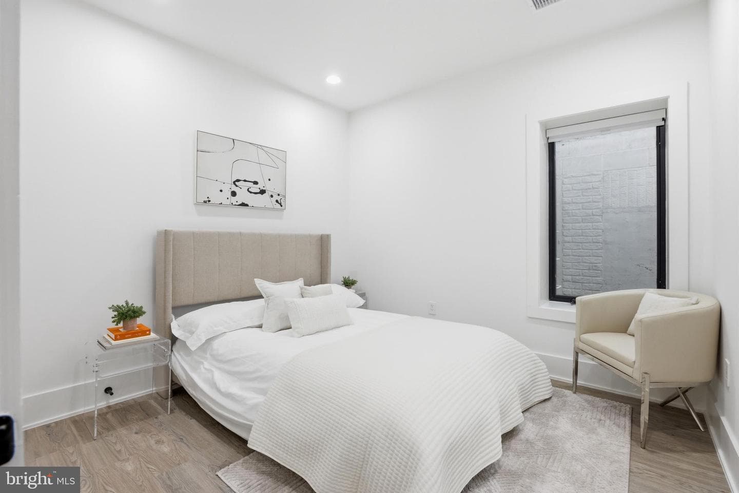 1140 Oates Street NE #101 photo 20
