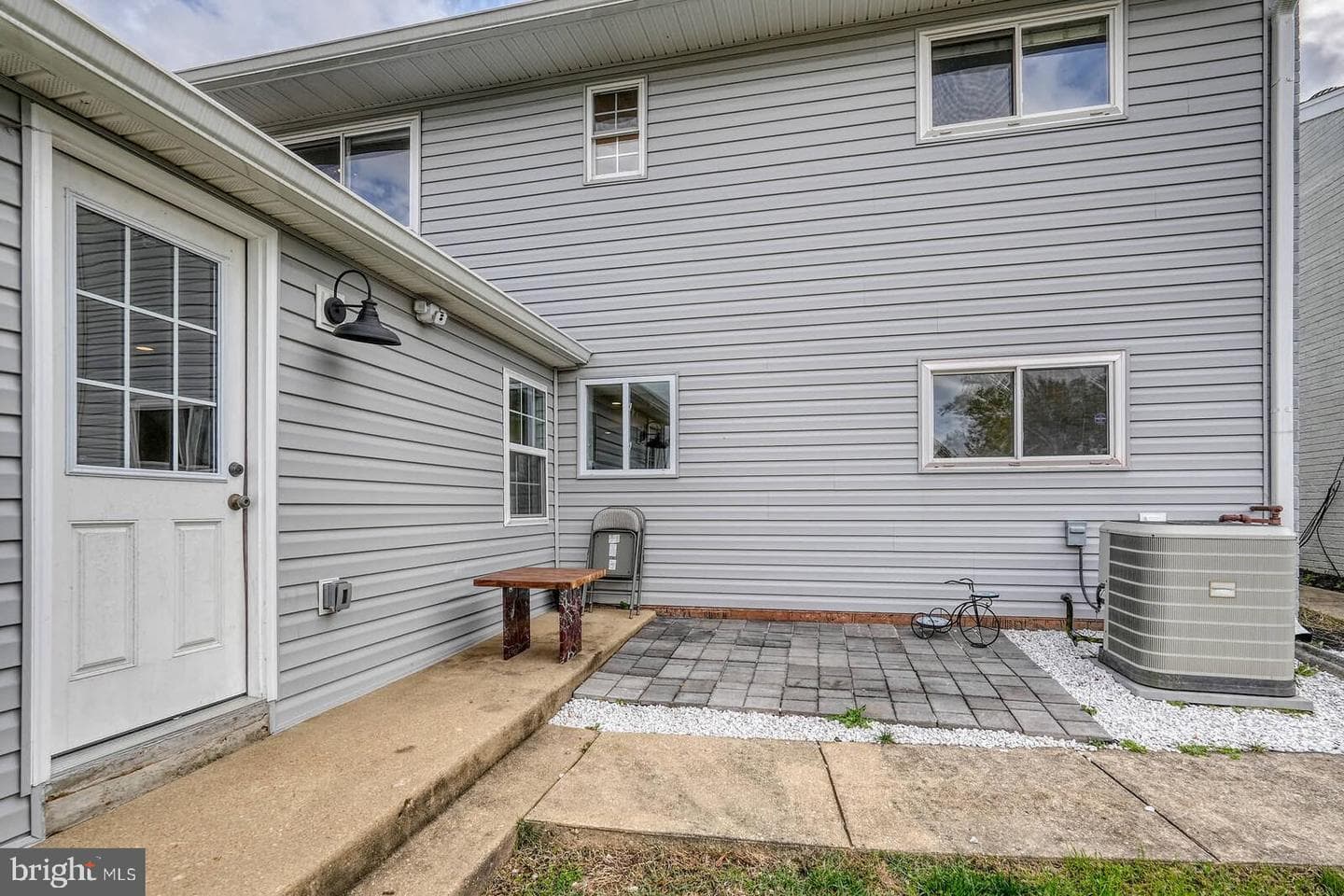 2425 Skyland Place SE photo 41