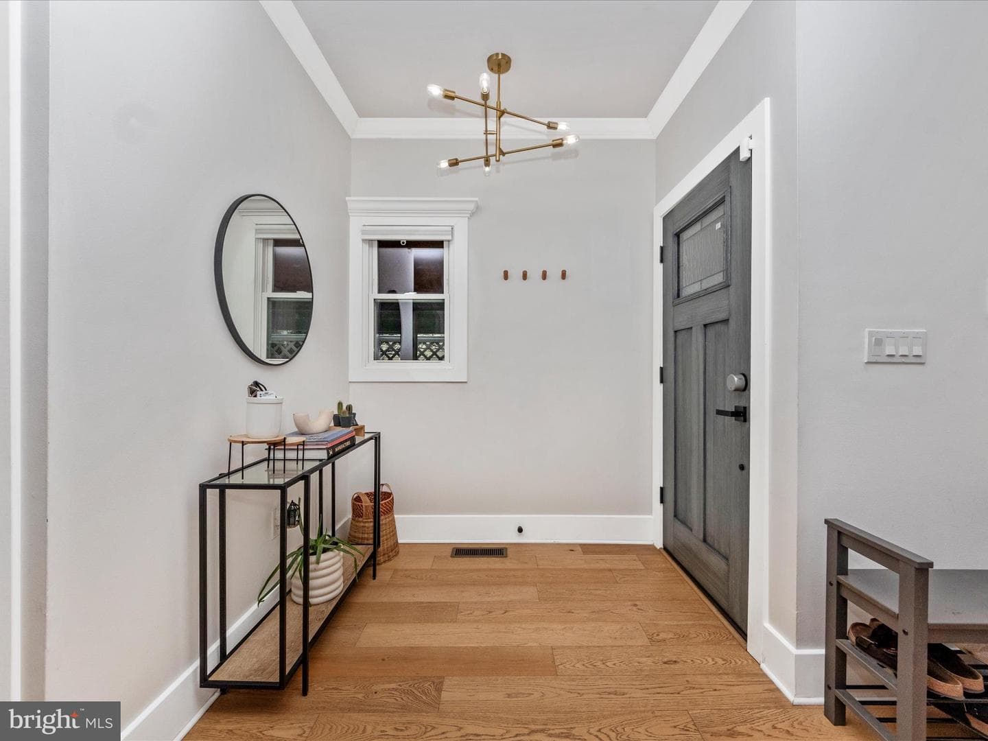 3016 Thayer Street NE, Washington