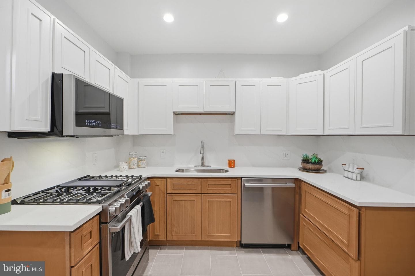 1430 Swann Street NW photo 13
