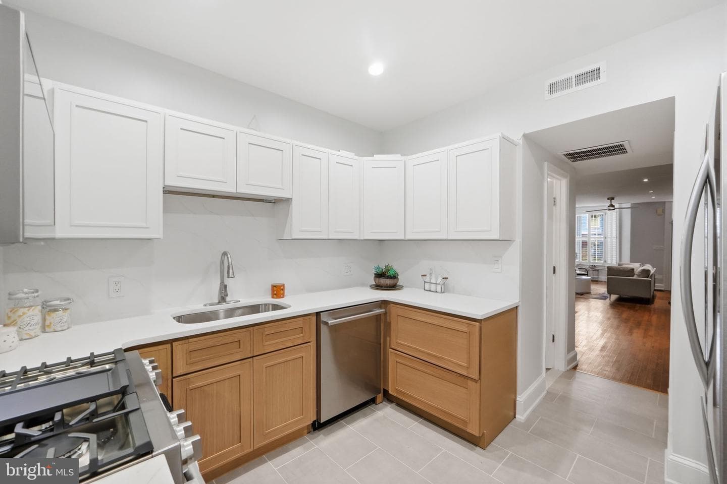 1430 Swann Street NW photo 14