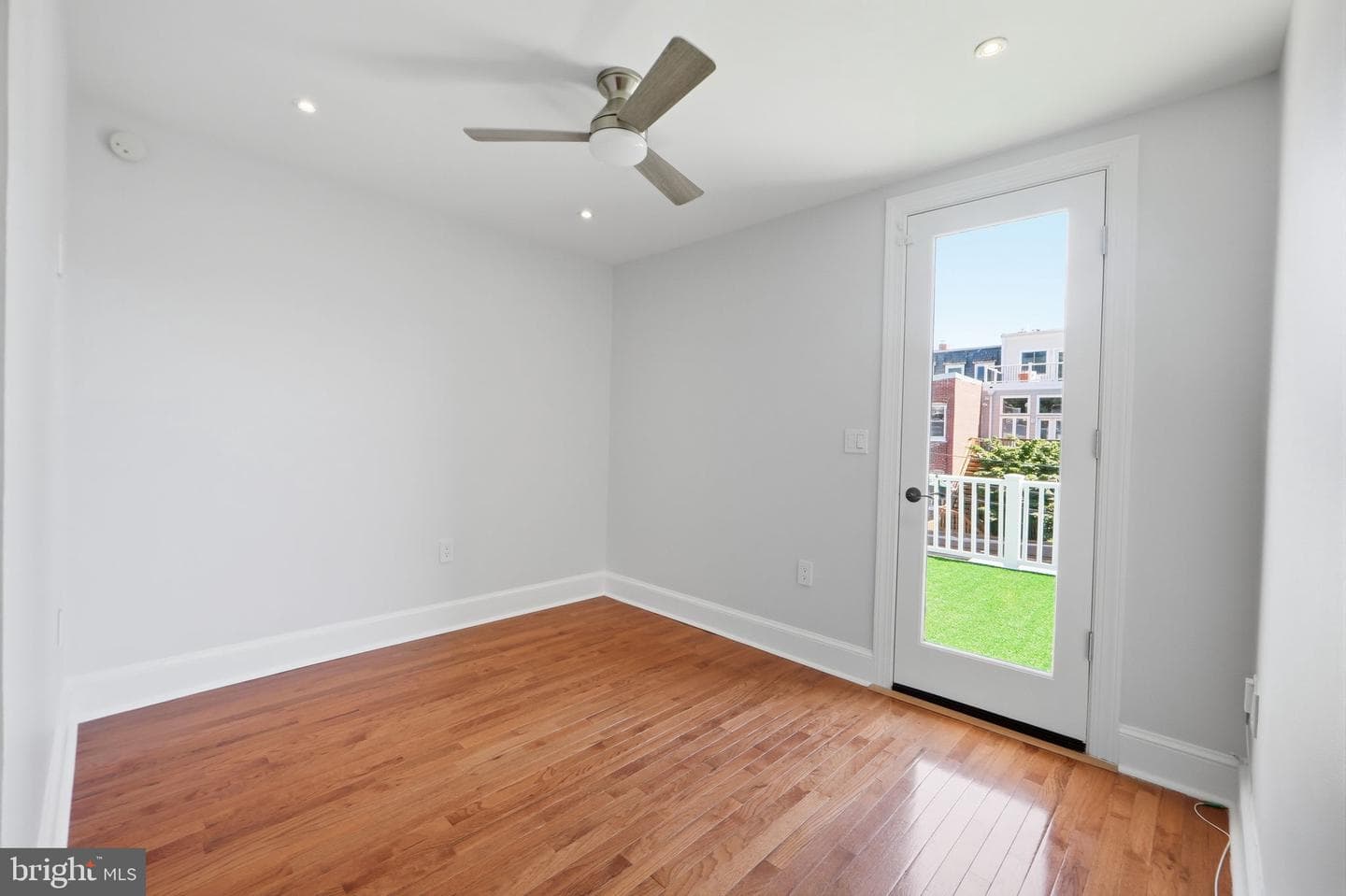 1430 Swann Street NW photo 23