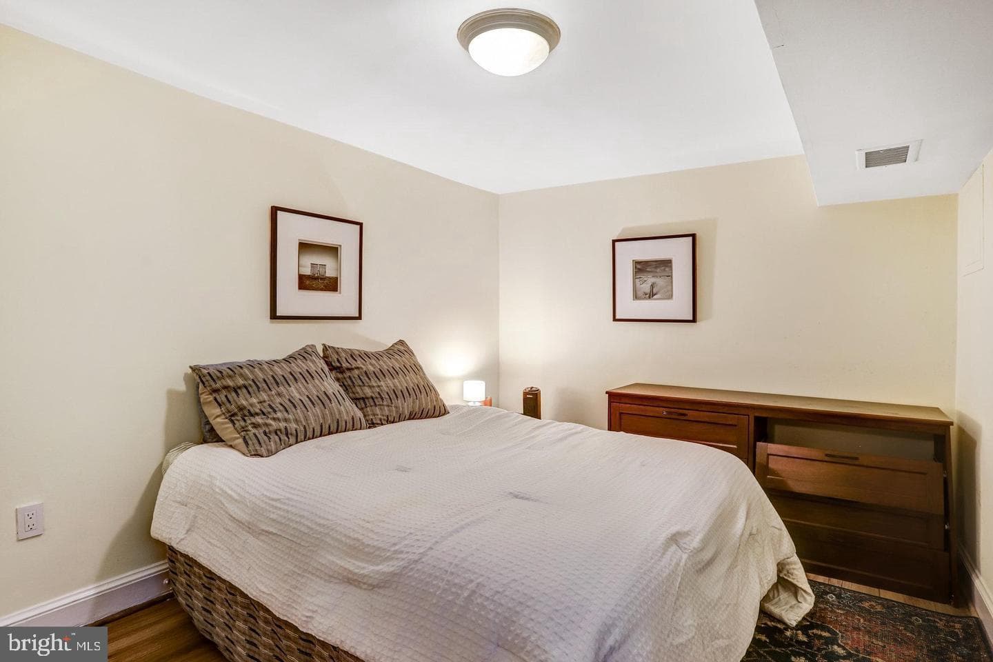 1430 Swann Street NW photo 32