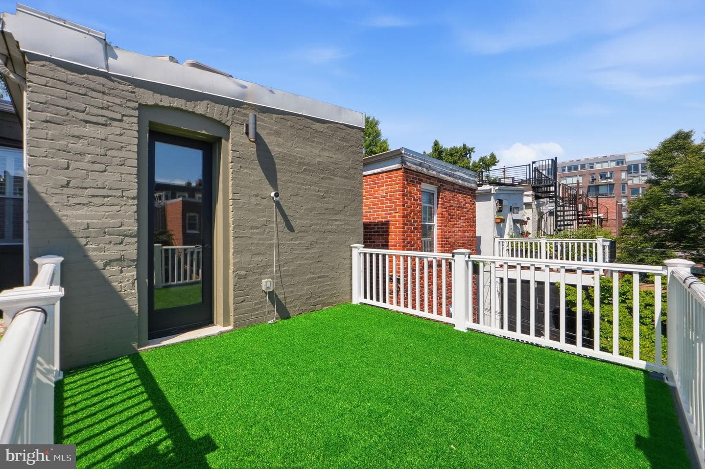 1430 Swann Street NW photo 39