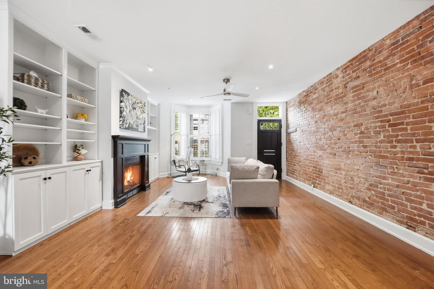 1430 Swann Street NW photo 6