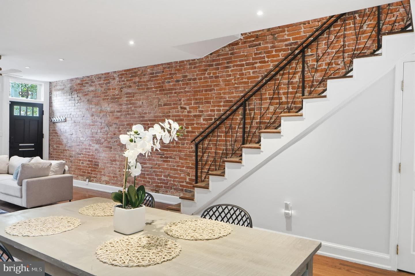1430 Swann Street NW photo 9