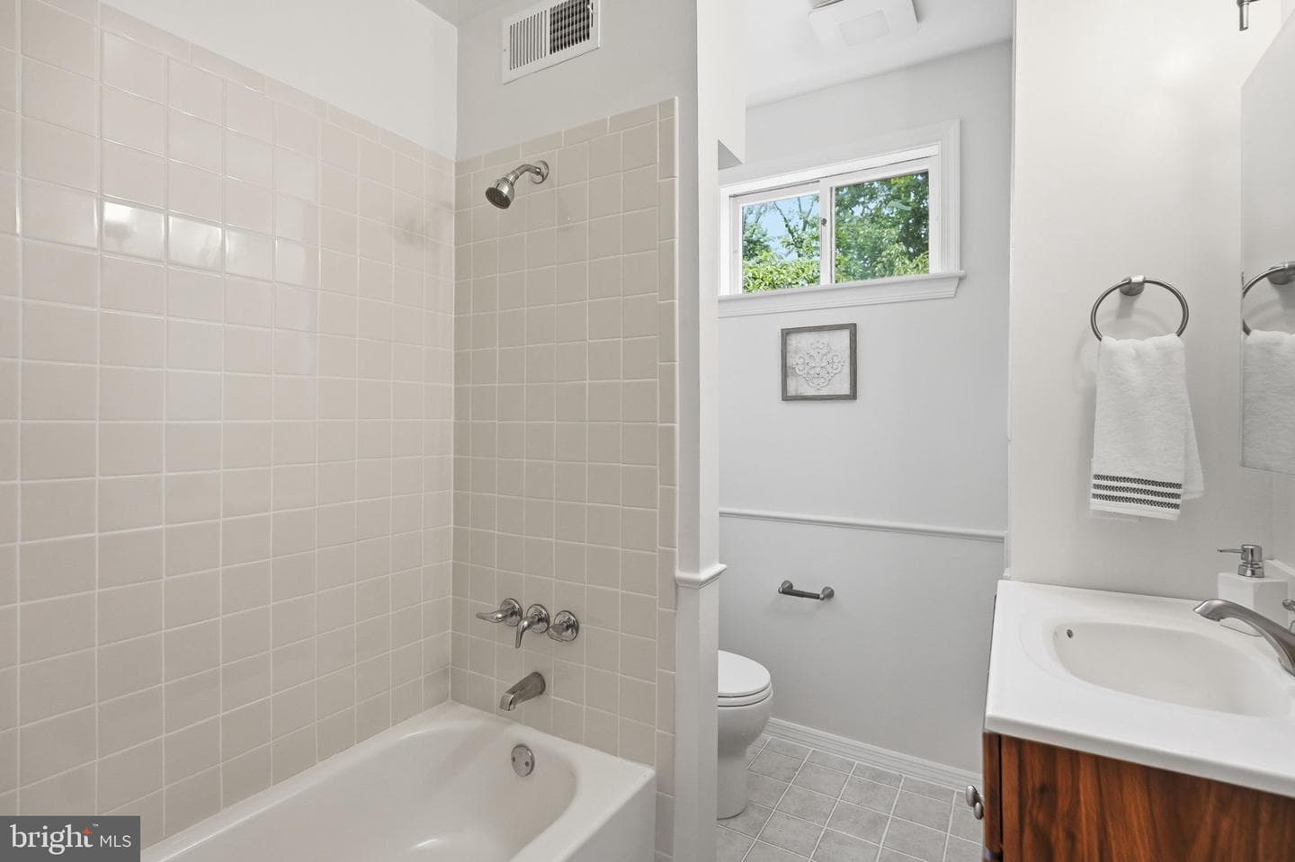315 11th Street SE photo 24
