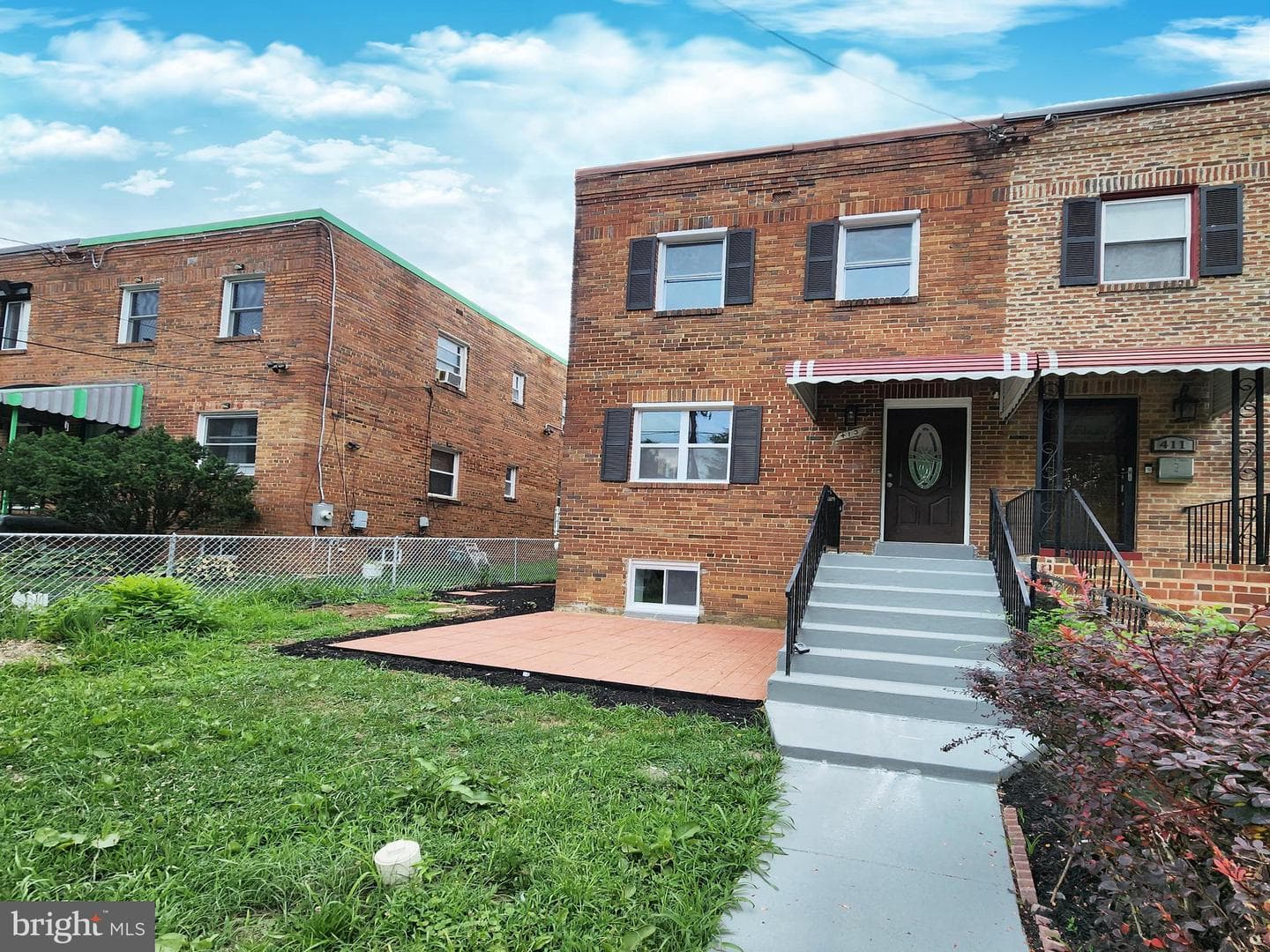 413 Valley Avenue SE, Washington