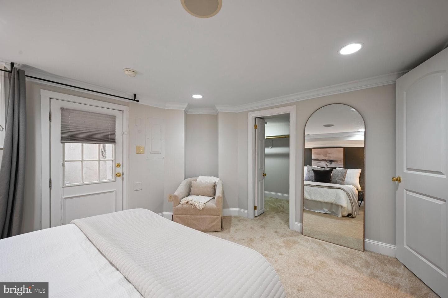 1832 Calvert Street NW #1 photo 19