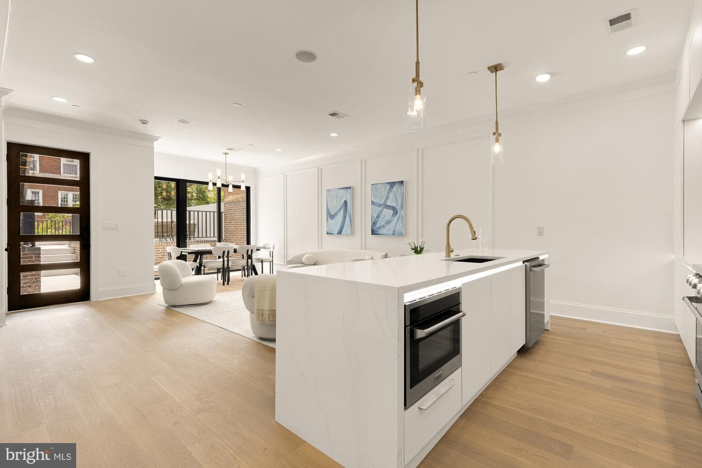 733 Euclid Street NW #104 photo 14