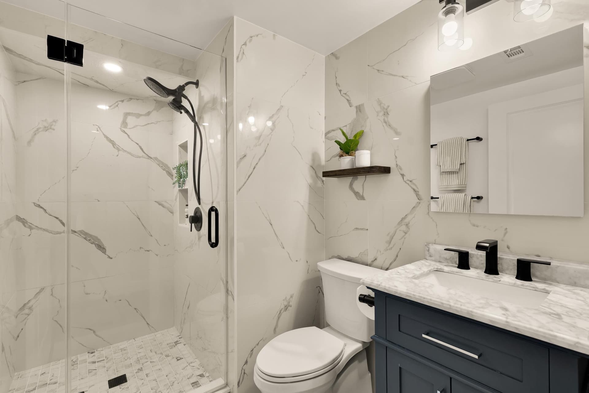 2434 Ontario NW #1 photo 17