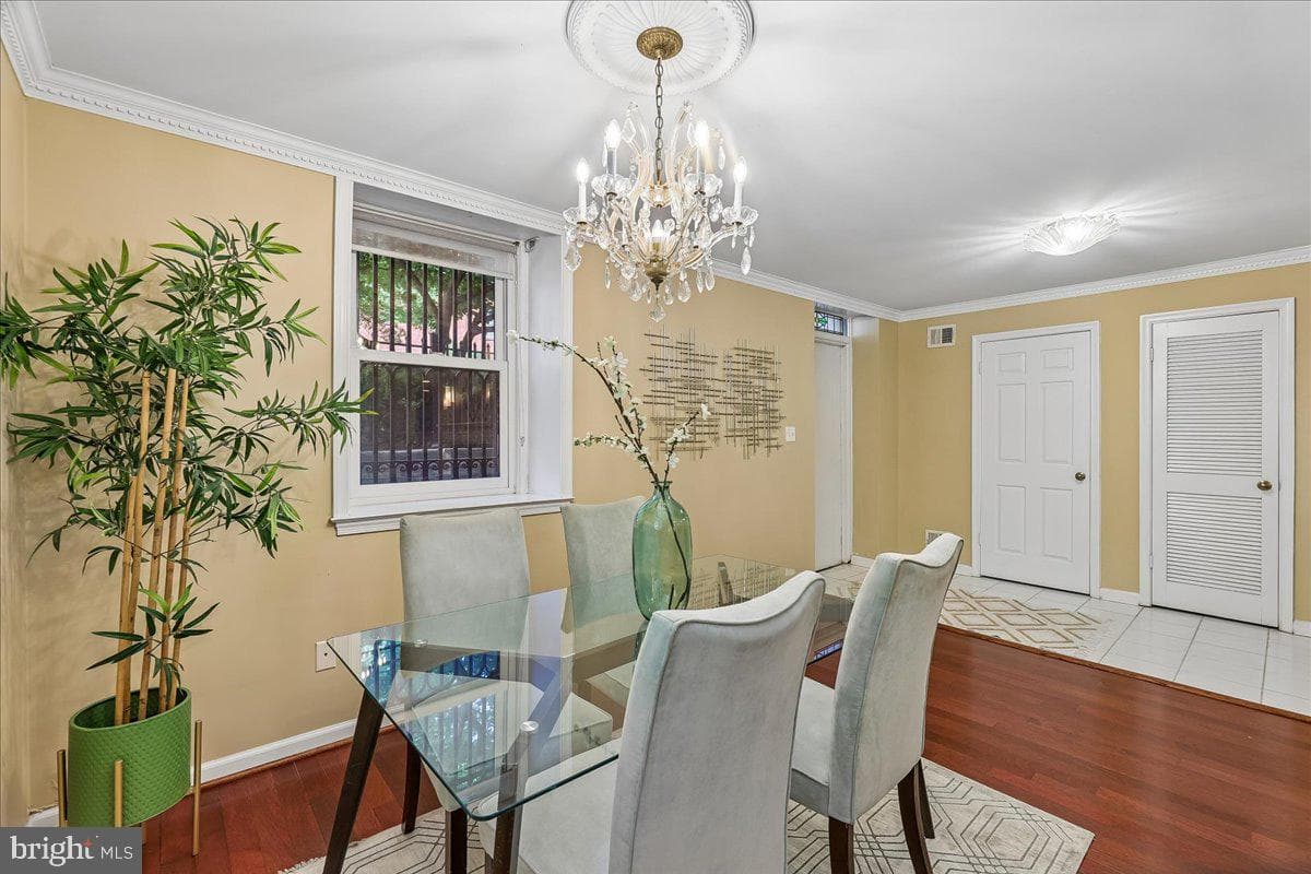 1735 New Hampshire Avenue NW #1 photo 13
