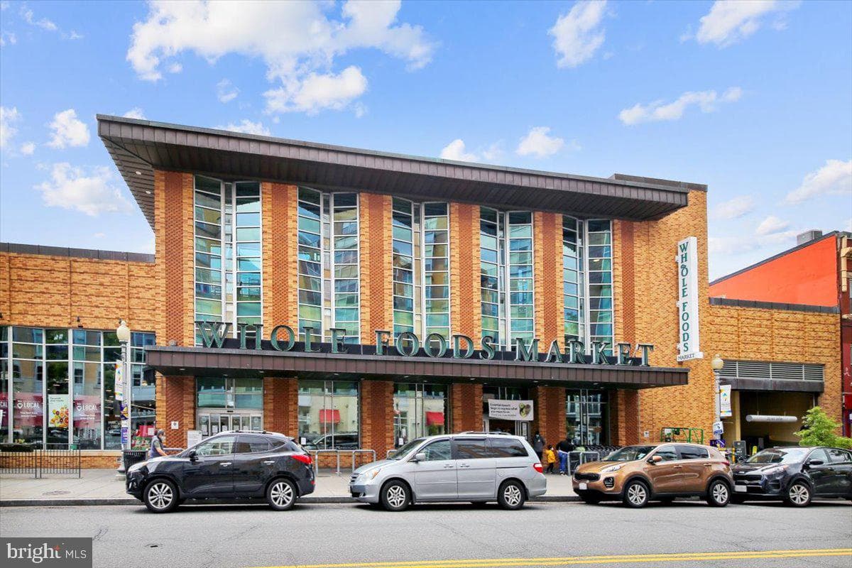 1735 New Hampshire Avenue NW #1 photo 38