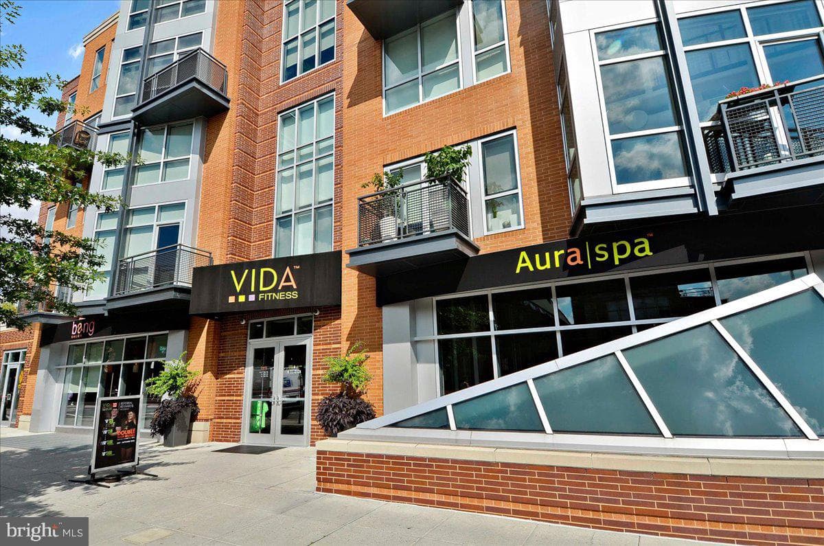 1735 New Hampshire Avenue NW #1 photo 39