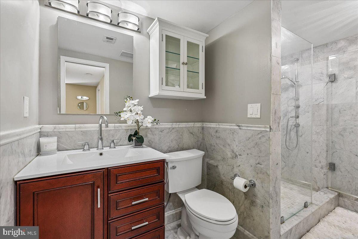1735 New Hampshire Avenue NW #1 photo 7