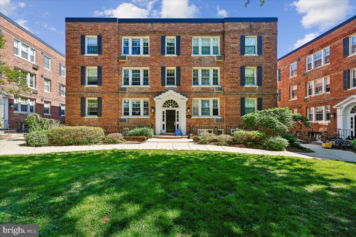 4481 Macarthur Boulevard NW #204, Washington
