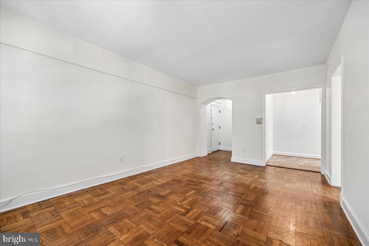 4481 Macarthur Boulevard NW #204 photo 22