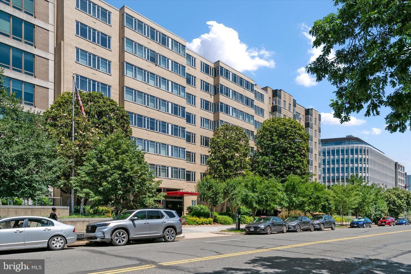 1711 Massachusetts Avenue NW #632 photo 23