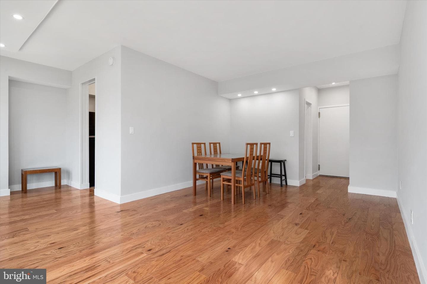 1711 Massachusetts Avenue NW #632 photo 7