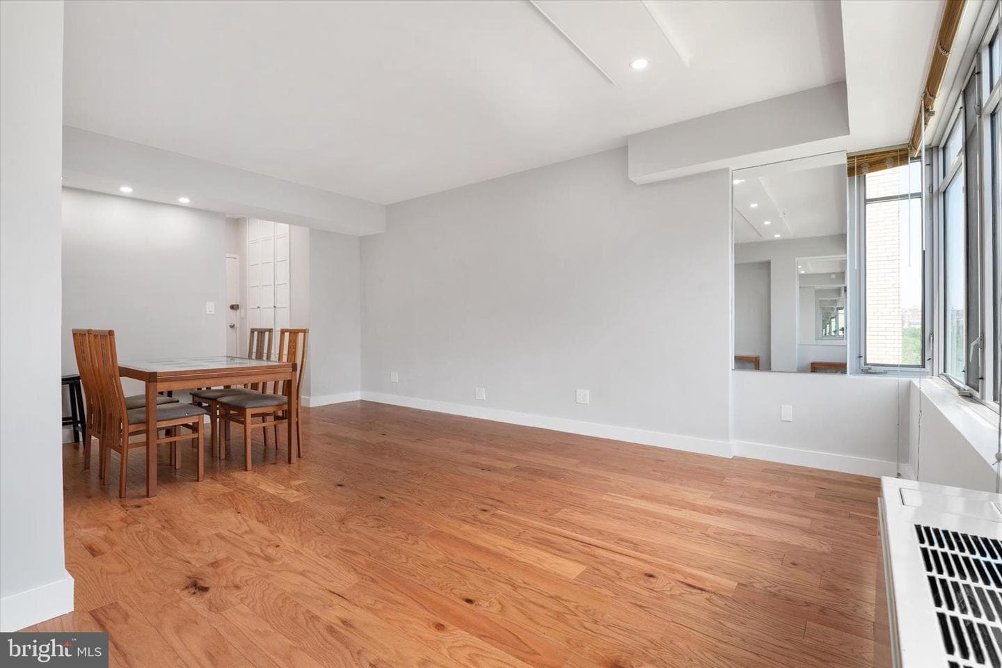 1711 Massachusetts Avenue NW #632 photo 8