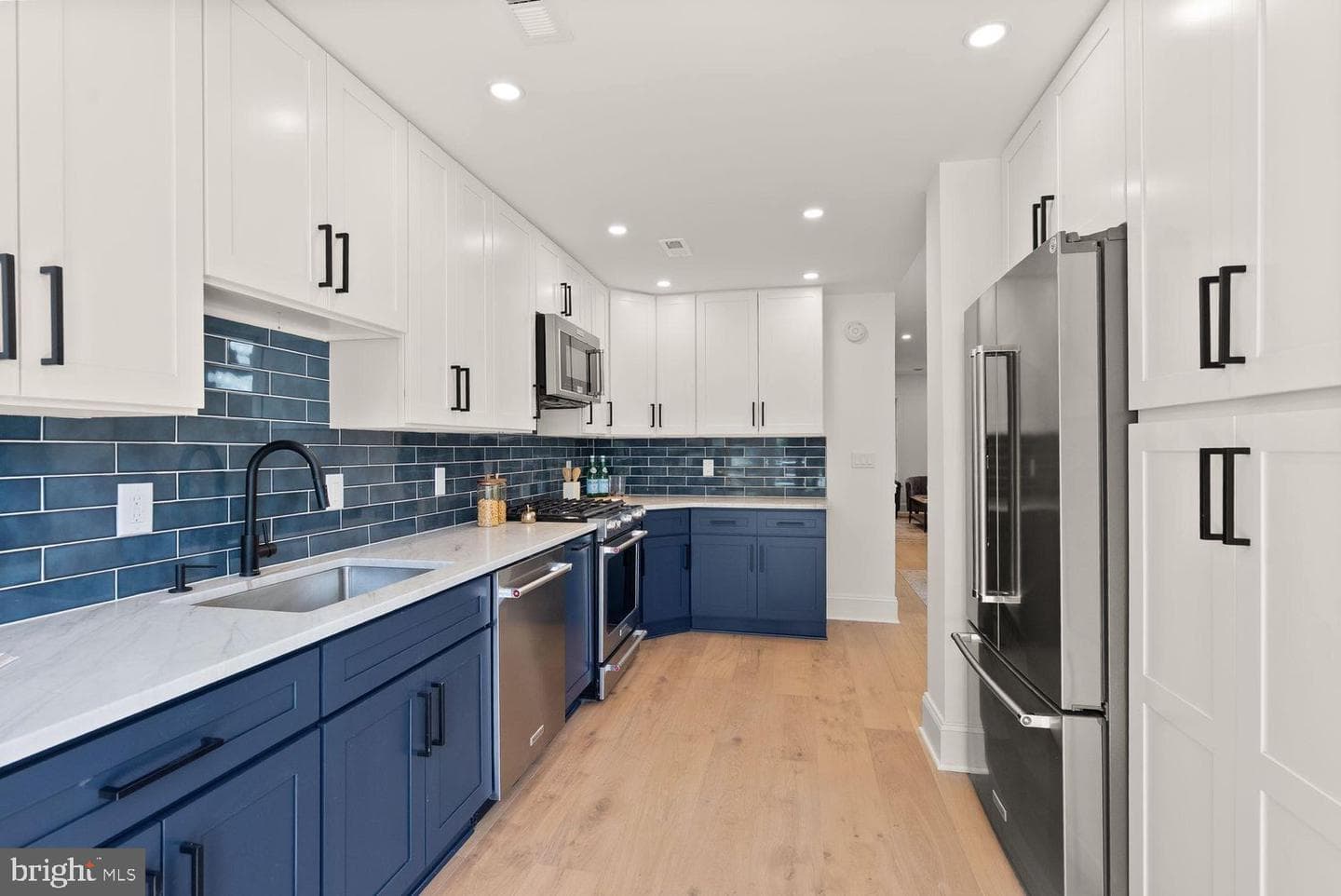 1818 Kenyon Street NW photo 5