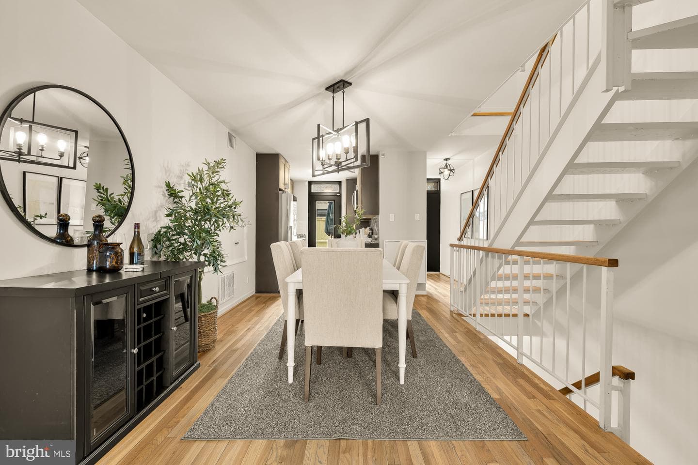 363 N Street SW photo 8