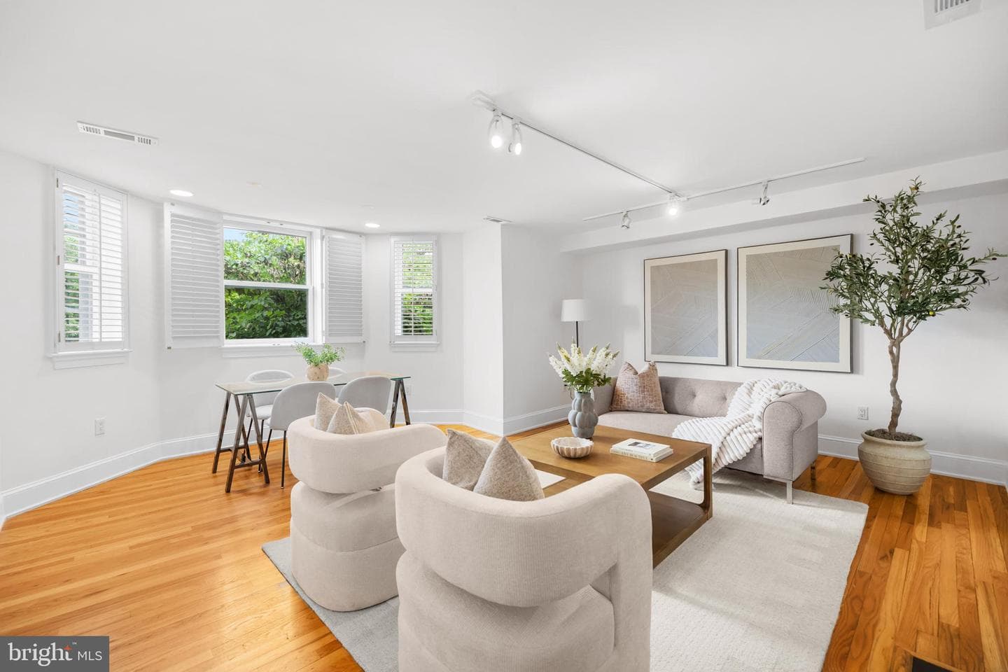 350 9th Street SE #15 photo 7