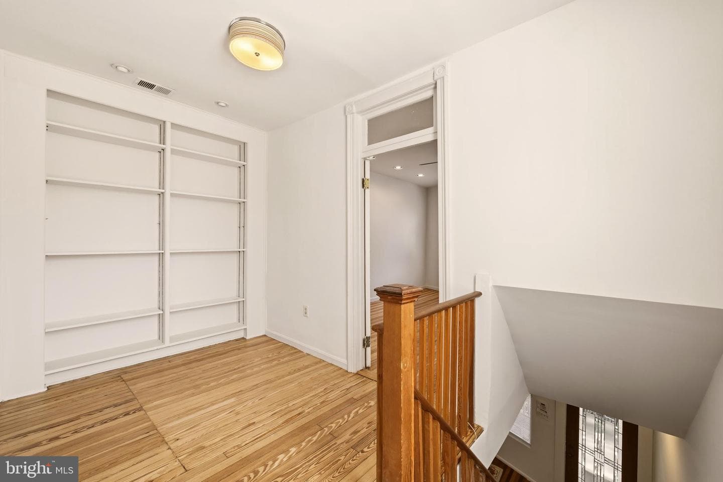 1402 Perry Place NW photo 13