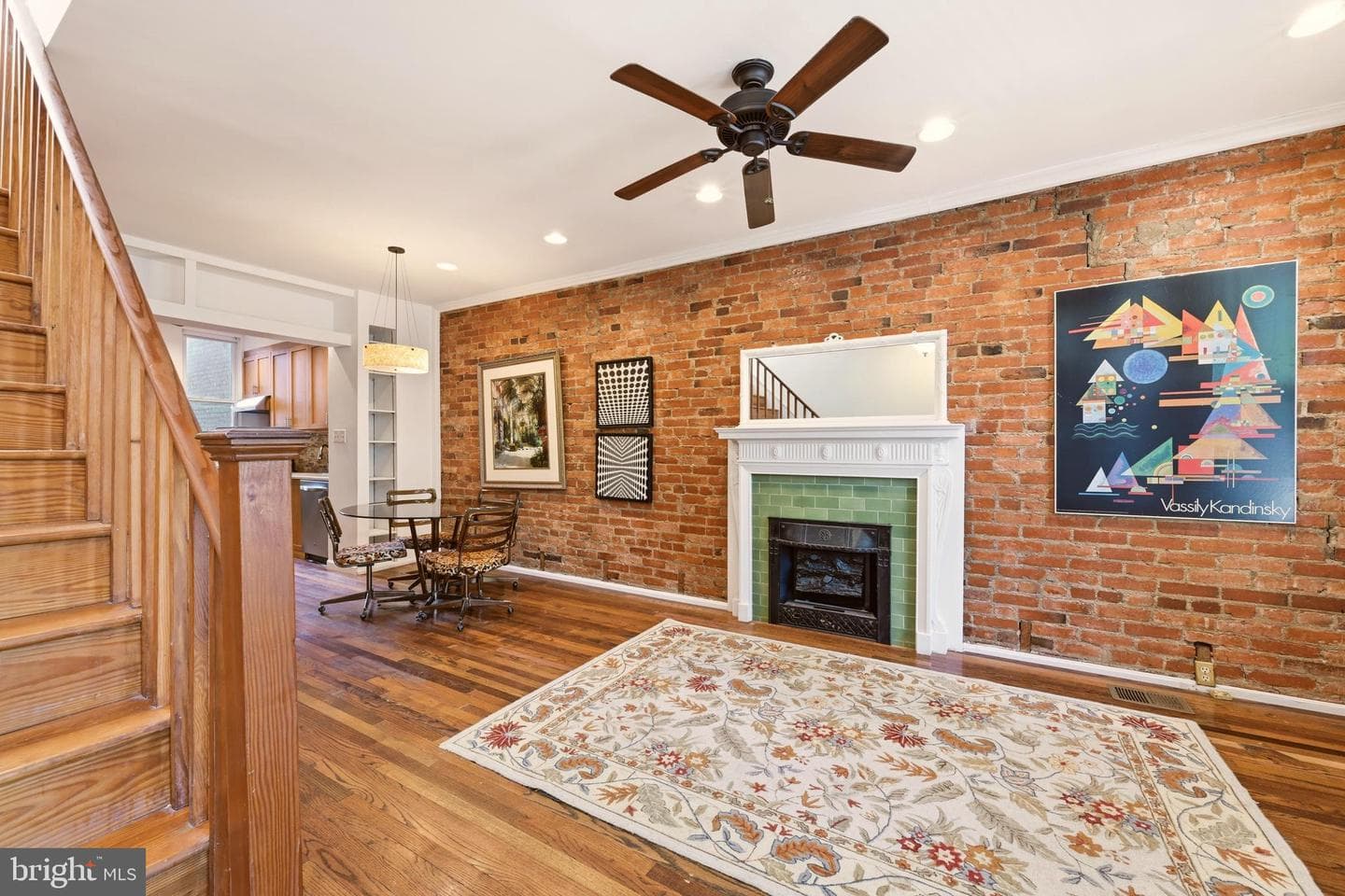 1402 Perry Place NW photo 4