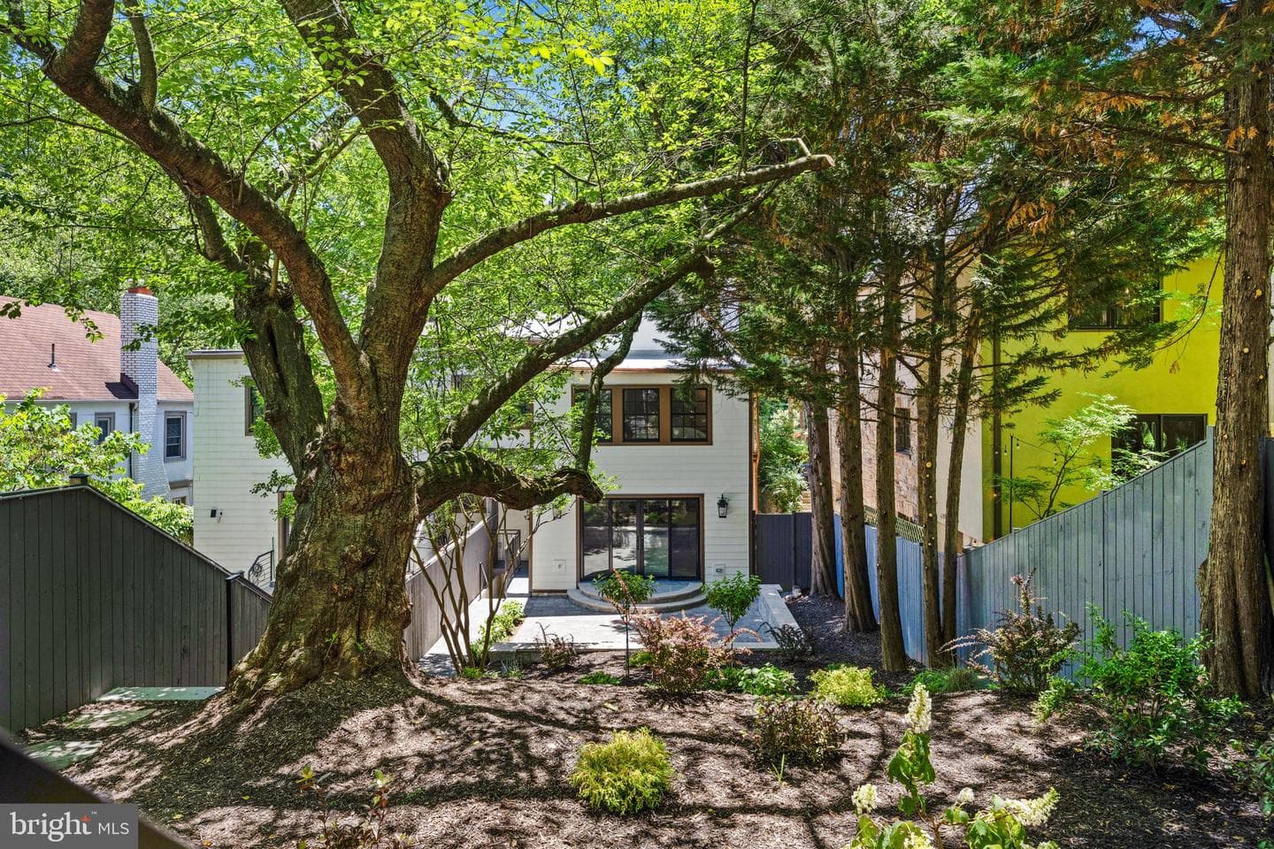 3181 Porter Street NW photo 33