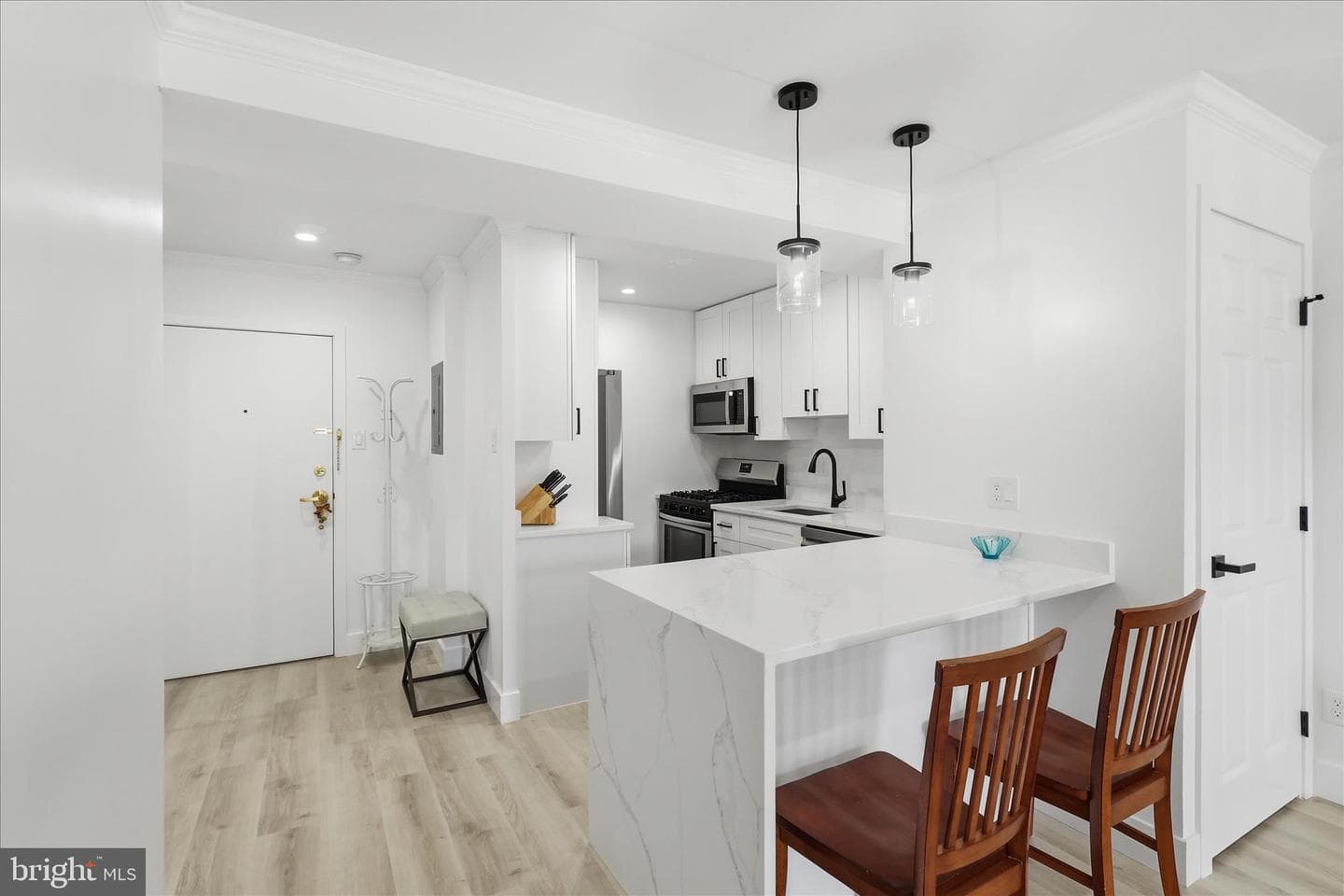 730 24th Street NW #309 photo 5
