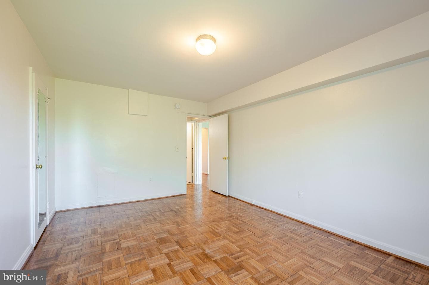 3901 Tunlaw Road NW #705 photo 10