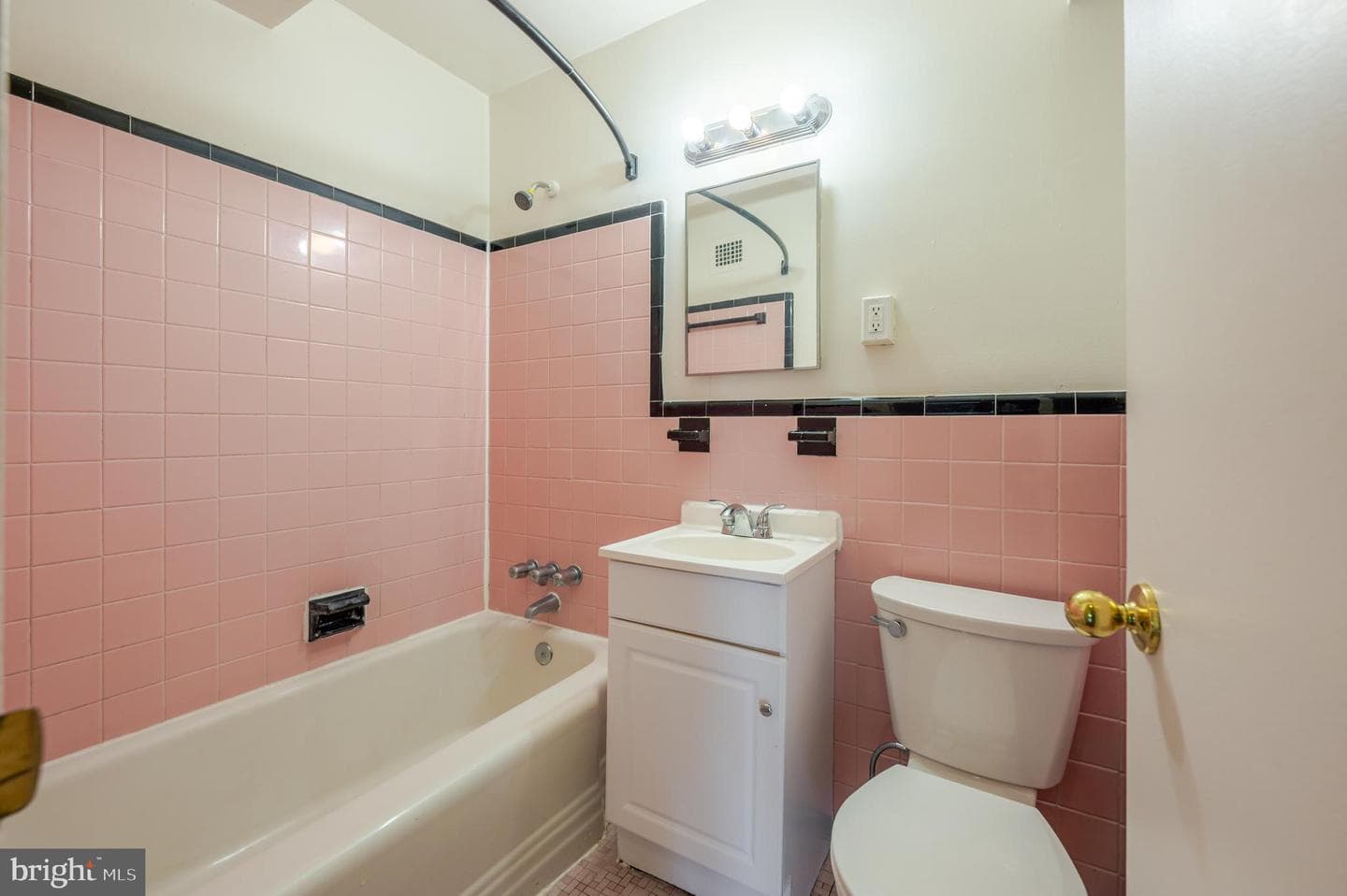 3901 Tunlaw Road NW #705 photo 11