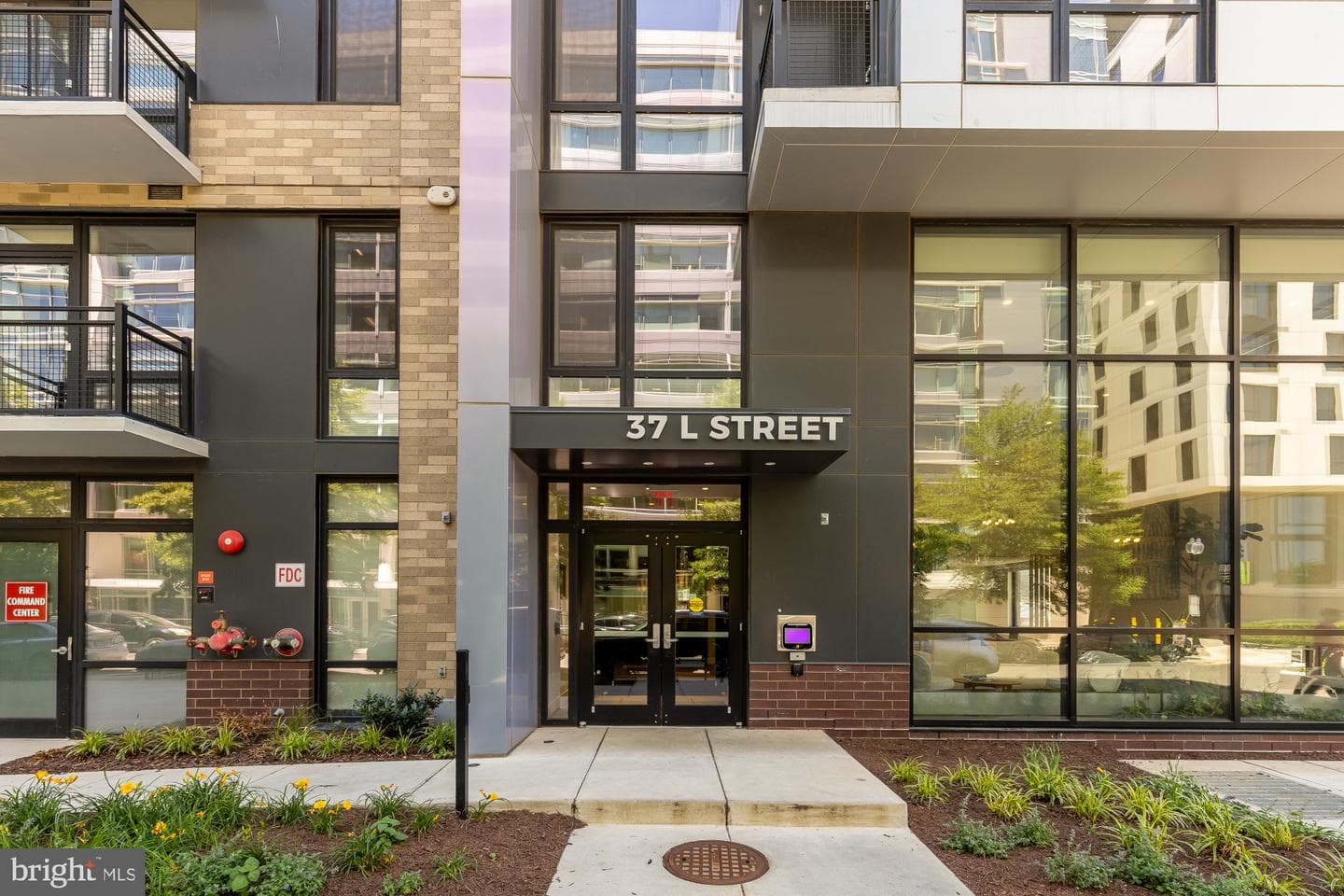 37 L Street SE #301 photo 2