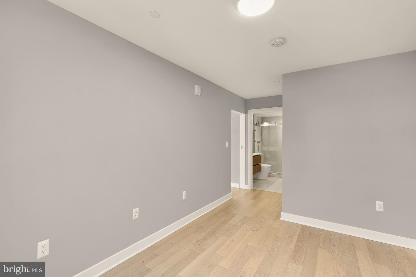 37 L Street SE #301 photo 21